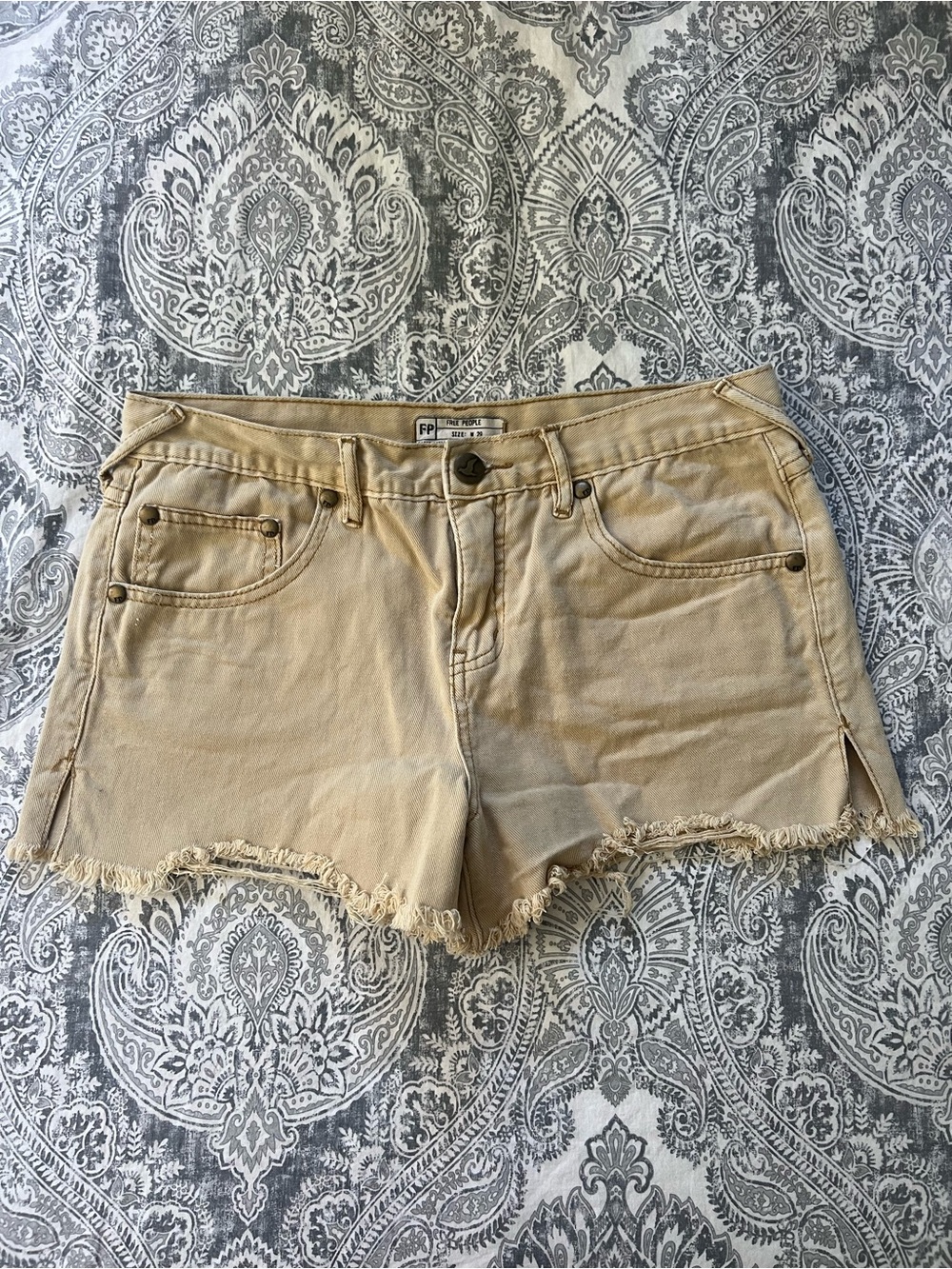 251 - Free People Beige Frayed Hem Denim Shorts